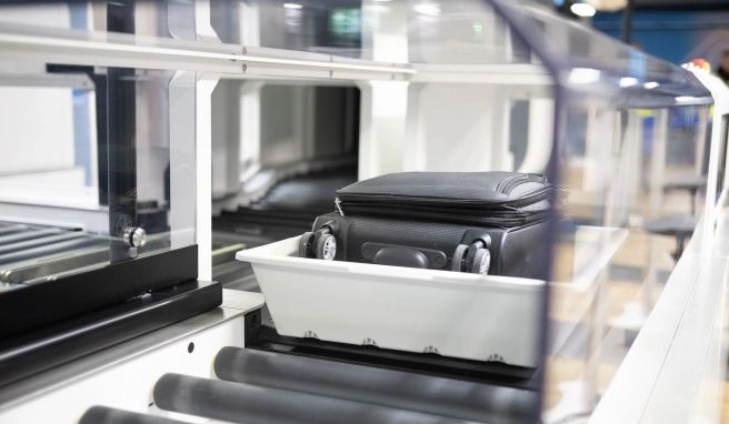 Neuartige Scanner für Handgepäck am Frankfurter Flughafen