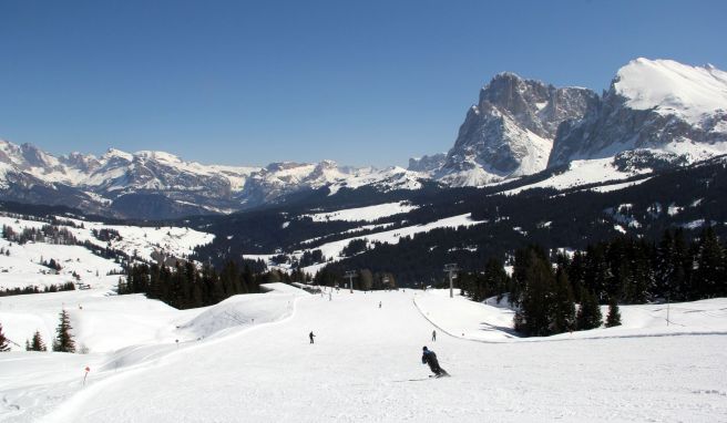 Neue Regeln auf Italiens Skipisten Bitte versichert und nüchtern