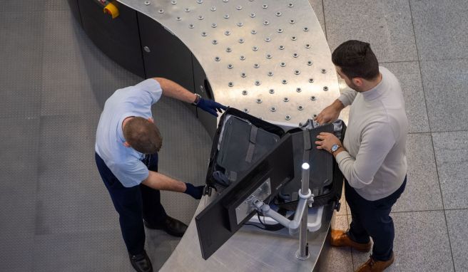Flughafen München startet neue Sicherheitstechnik Schnelle Kontrolle
