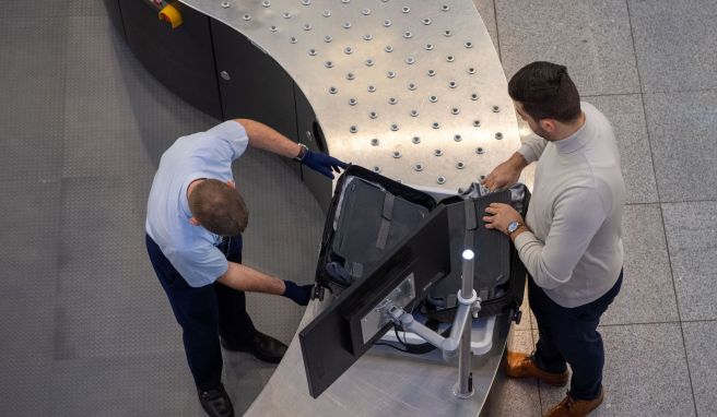 Am Flughafen München soll die Kontrolle des Handgepäcks bald bequemer und zügiger werden.