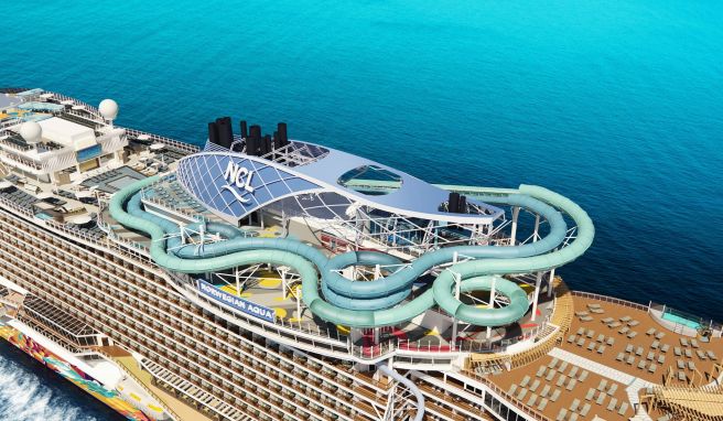 Die Hauptattraktion des Neubaus: Der «Aqua Slidecoaster» auf dem Oberdeck ist ein Hybrid aus Wasserrutsche und Achterbahn.