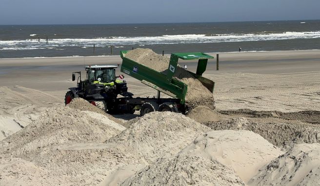 Nordsee Ostfriesische Inseln füllen Strände mit Sand auf