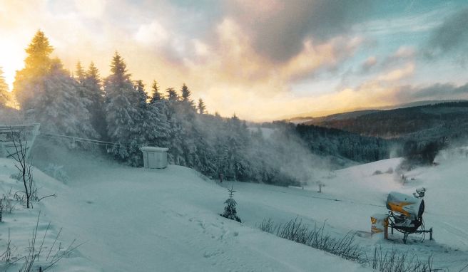 Nach langem Tauwetter  Sauerland und Thüringen wollen Skibetrieb wieder starten