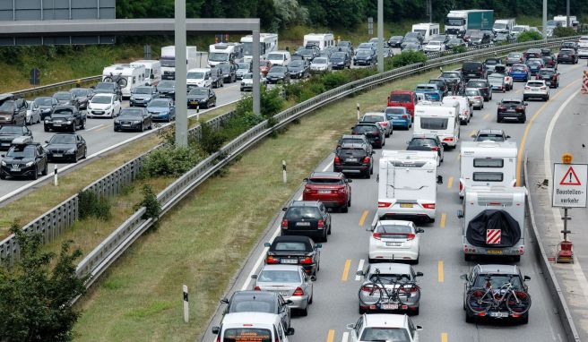 Stauprognose  Volle Rückreiserouten: Auf vielen Autobahnen wird es eng