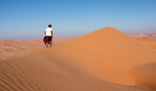 Sand, so weit das Auge reicht - das ist das Markenzeichen der Rub al-Chali. Sand, so weit das Auge reicht - das ist das Markenzeichen der Rub al-Chali.