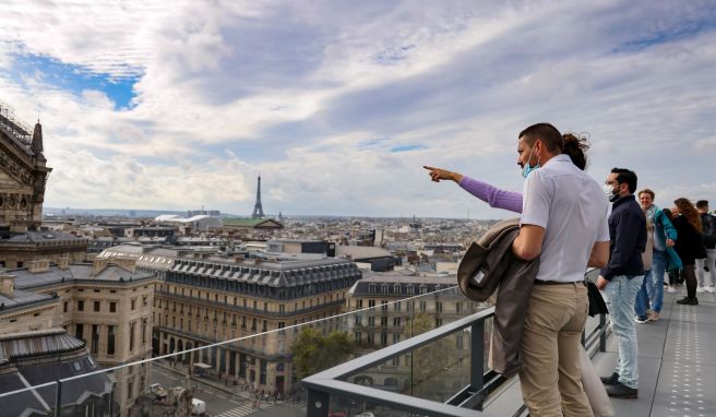 Hallo Paris! Das ist jetzt wieder mit deutlich weniger Einschränkungen möglich. 