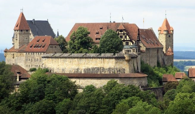 Kulinarische Reise Coburg: Von Bratwürsten, Backwaren und Bier