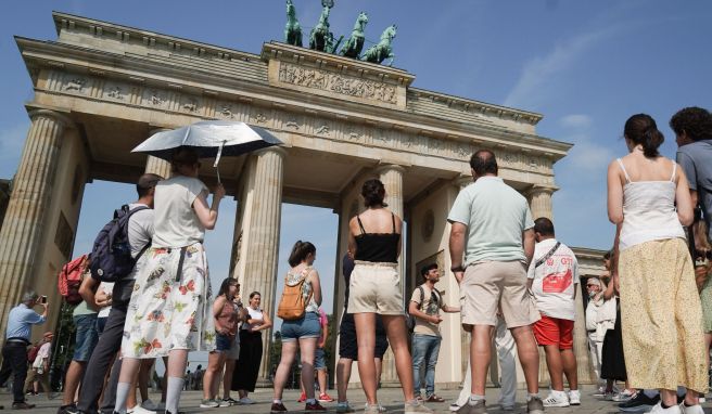 Wetter, Kunst und Kultur Viele Touristen zu Pfingsten in Berlin erwartet