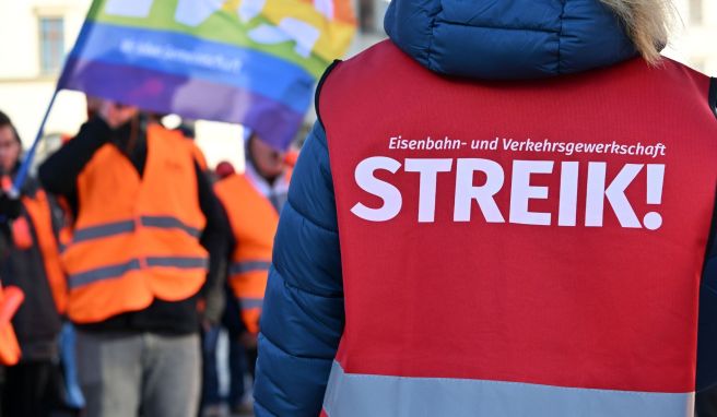 Tarifstreit  Auf die Deutsche Bahn könnten bald neue Streiks zukommen