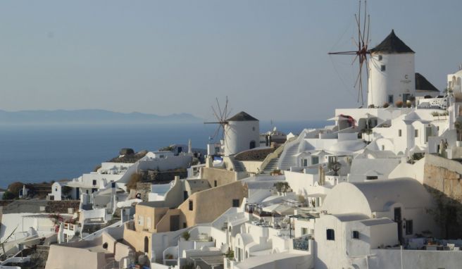Den hohen Heizkosten entfliehen: Griechenlands Tourismusminister Vassilis Kikilias hat Bundesbürger dazu aufgerufen, in seinem Land zu überwintern. 