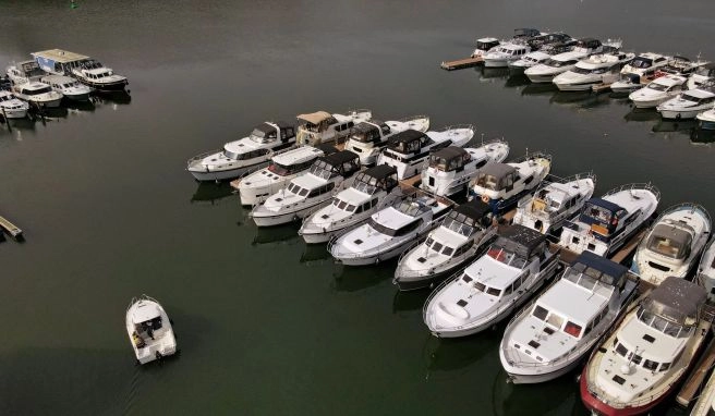 Sonne, Sturmböen und Vergnügen Viele Besucher genießen Müritz Sail