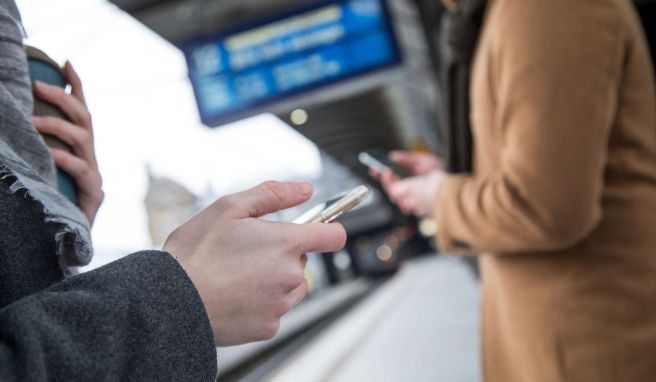 Hilfe im Netz Websites: Hier finden Bahnreisende Infos über Ihre Rechte