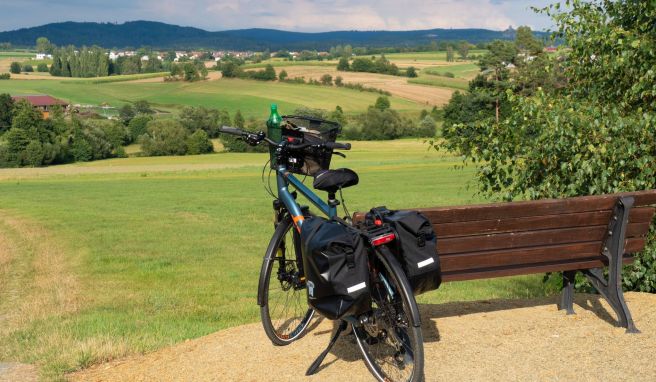 Typisch Oberpfalz: Während der Pause zwischen Weiden und Vohenstrauß bietet sich eine idyllische Aussicht. 