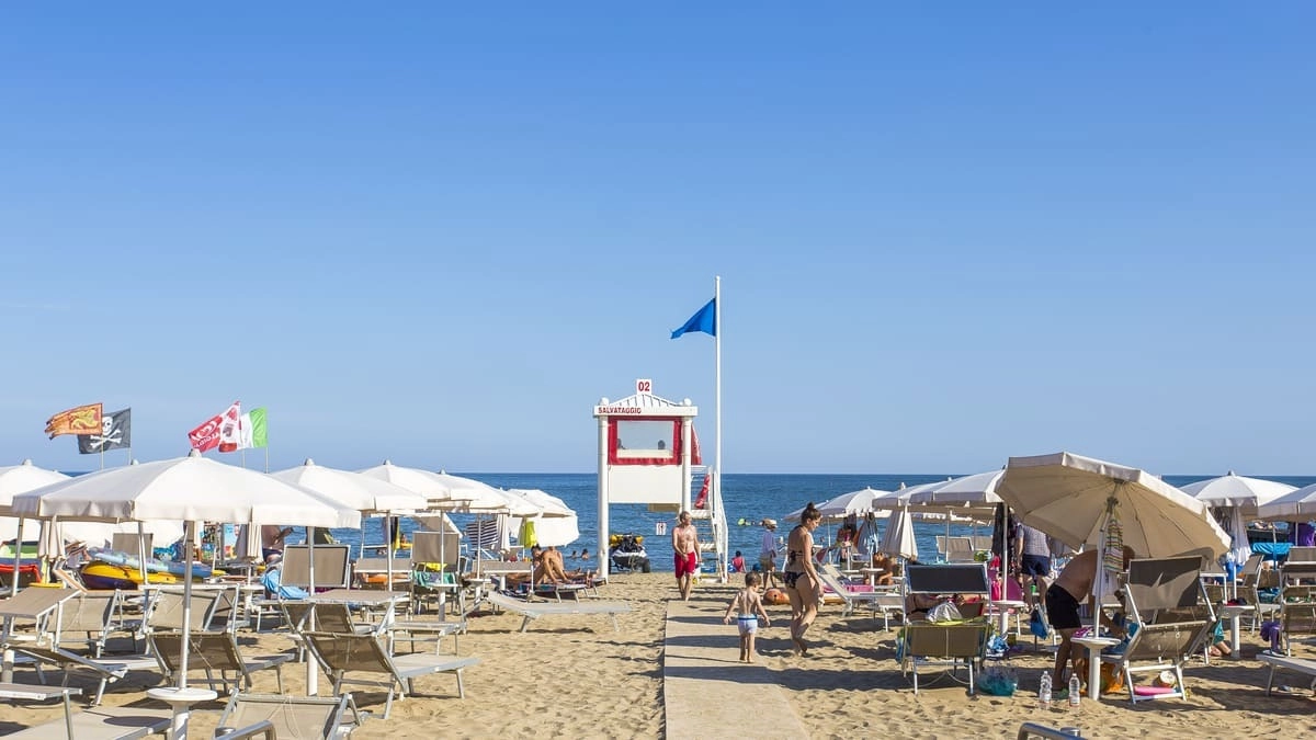 Die Adriaküste im Mai und Juni: So können Familien und Paare Strand, Natur und Dolce Vita entspannt erleben 