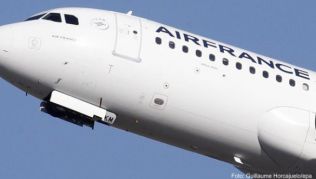 Foto: ##Guillaume Horcajuelo/epa REISE und PREISE