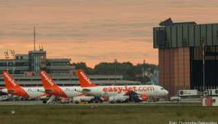Easyjet will künftig seinen CO2-Ausstoß vollständig kompensieren Easyjet will künftig seinen CO2-Ausstoß vollständig kompensieren