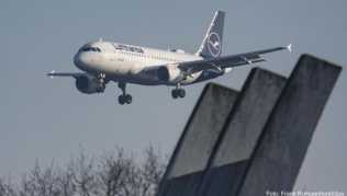 Die Rückholaktion wurde am 17. März 2020 zusammen mit Reiseveranstaltern und Fluggesellschaften gestartet, nachdem viele Länder kurzfristig Grenzen geschlossen und Flugverbindungen gekappt hatten Die Rückholaktion wurde am 17. März 2020 zusammen mit Reiseveranstaltern und Fluggesellschaften gestartet, nachdem viele Länder kurzfristig Grenzen geschlossen und Flugverbindungen gekappt hatten