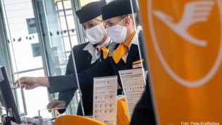 Lufthansa-Kunden sollen künftig vor Abflug die Möglichkeit erhalten, einen Corona-Test zu machen Lufthansa-Kunden sollen künftig vor Abflug die Möglichkeit erhalten, einen Corona-Test zu machen
