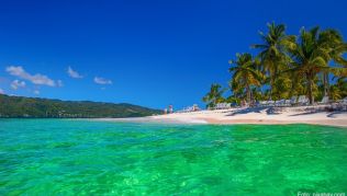 Palmen und Meer: Die Dominikanische Republik mit ihren Stränden wie hier in Punta Cana ist ein beliebtes Ziel für deutsche Urlauber. 2018 ist ihre Zahl wegen der fehlenden Flüge aber gesunken Palmen und Meer: Die Dominikanische Republik mit ihren Stränden wie hier in Punta Cana ist ein beliebtes Ziel für deutsche Urlauber. 2018 ist ihre Zahl wegen der fehlenden Flüge aber gesunken