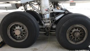 Entschädigung bei Flugverspätung wegen Nagel im Reifen Entschädigung bei Flugverspätung wegen Nagel im Reifen