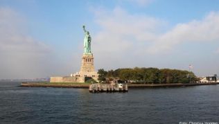 Deutsche, die die Freiheitstatue in New York besuchen möchten, brauchen eine Esta-Genehmigung Deutsche, die die Freiheitstatue in New York besuchen möchten, brauchen eine Esta-Genehmigung