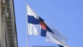 Wegen der Corona-Krise lässt Finnland kaum noch Reisende aus dem Ausland ins Land Wegen der Corona-Krise lässt Finnland kaum noch Reisende aus dem Ausland ins Land