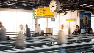 Mit etwas Know-how kann man dem Glück auf die Sprünge helfen und einen günstigen Flug buchen Mit etwas Know-how kann man dem Glück auf die Sprünge helfen und einen günstigen Flug buchen