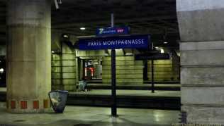 Der Bahnsteig am Bahnhof Montparnasse: In Frankreich kommt es wegen der Streiks gegen die geplante Rentenreform wieder zu massiven Verkehrsbehinderungen Der Bahnsteig am Bahnhof Montparnasse: In Frankreich kommt es wegen der Streiks gegen die geplante Rentenreform wieder zu massiven Verkehrsbehinderungen