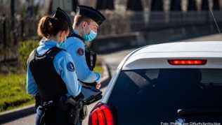 Für vollständig Geimpfte entfällt bei der Einreise nach Frankreich demnächst der negative PCR-Test Für vollständig Geimpfte entfällt bei der Einreise nach Frankreich demnächst der negative PCR-Test
