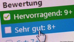 Wer darf ein Hotel bewerten? Nur bestätigte Hotelgäste? Oder jeder? Die großen Buchungsportale gehen damit unterschiedlich um Wer darf ein Hotel bewerten? Nur bestätigte Hotelgäste? Oder jeder? Die großen Buchungsportale gehen damit unterschiedlich um