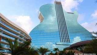 Hingucker in der Stadt Hollywood in Florida - dieses neue Hotel sieht aus wie eine Gitarre Hingucker in der Stadt Hollywood in Florida - dieses neue Hotel sieht aus wie eine Gitarre
