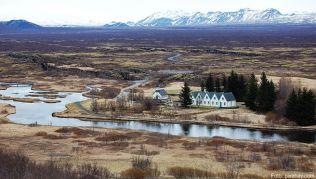 Ein beliebtes Ausflugziel in Island ist der Nationalpark Þingvellir Ein beliebtes Ausflugziel in Island ist der Nationalpark Þingvellir