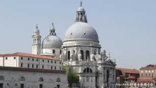 Sightseeing per Gondel: Tagestouristen in Venedig sollen ab 1. Juli 2020 ein Eintrittsgeld zahlen Sightseeing per Gondel: Tagestouristen in Venedig sollen ab 1. Juli 2020 ein Eintrittsgeld zahlen