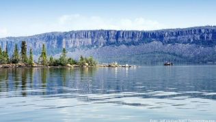 Seen, Wälder und Felsen prägen das Bild des neu entstehenden «Thaidene Nëné National Park Reserve» in Kanada Seen, Wälder und Felsen prägen das Bild des neu entstehenden «Thaidene Nëné National Park Reserve» in Kanada