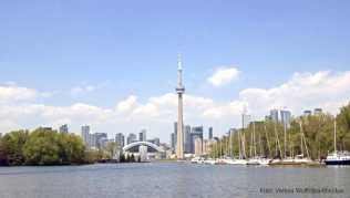 Skyline von Toronto: Die Metropole am Ontariosee ist die größte Stadt Kanadas - und hat Touristen viel zu bieten. Skyline von Toronto: Die Metropole am Ontariosee ist die größte Stadt Kanadas - und hat Touristen viel zu bieten.