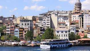 Istanbul bekamen deutsche Urlauber auf Kreuzfahrten lange Zeit eher nicht zu sehen - doch die großen Reedereien auf dem deutschen Markt kehren in die Türkei zurück Istanbul bekamen deutsche Urlauber auf Kreuzfahrten lange Zeit eher nicht zu sehen - doch die großen Reedereien auf dem deutschen Markt kehren in die Türkei zurück