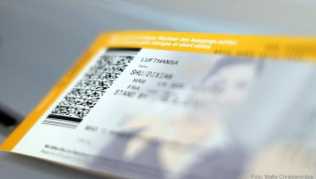 Verbraucherschützer hatten nach stockenden Ticket-Erstattungen in der Corona-Krise gefordert, dass Flugreisen erst bei Antritt und nicht schon Wochen und Monate im Voraus bezahlen werden sollten Verbraucherschützer hatten nach stockenden Ticket-Erstattungen in der Corona-Krise gefordert, dass Flugreisen erst bei Antritt und nicht schon Wochen und Monate im Voraus bezahlen werden sollten