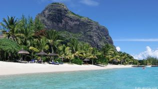 Nach Silvester freut man sich auf die tropische Sonne, die kreolische Küche und die liebenswürdigen Mauritianer Nach Silvester freut man sich auf die tropische Sonne, die kreolische Küche und die liebenswürdigen Mauritianer