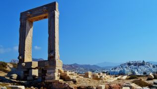 Die griechische Insel Naxos ist die größte der Kykladen Die griechische Insel Naxos ist die größte der Kykladen