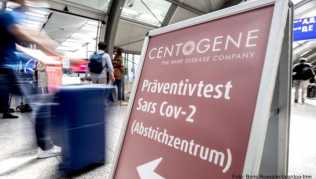 Ab zum Corona-Test: Die Reiseindustrie setzt für 2021 vor allem auf Tests von Urlaubern, um wieder mehr Reisen zu ermöglichen Ab zum Corona-Test: Die Reiseindustrie setzt für 2021 vor allem auf Tests von Urlaubern, um wieder mehr Reisen zu ermöglichen