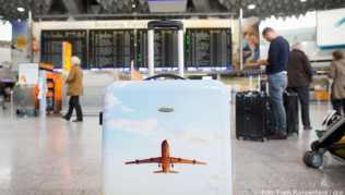 Wenn sich die Flugzeiten vor dem Urlaub noch deutlich ändern, gibt es vom Veranstalter zumindest etwas Geld zurück Wenn sich die Flugzeiten vor dem Urlaub noch deutlich ändern, gibt es vom Veranstalter zumindest etwas Geld zurück