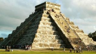 Am 21. Dezember endet der Maya-Kalender - manche rechnen dann mit dem Weltuntergang. Für Mexiko hat das einen positiven Nebeneffekt: 2012 werden extra viele Touristen erwartet.##Foto: Visit Mexiko Am 21. Dezember endet der Maya-Kalender - manche rechnen dann mit dem Weltuntergang. Für Mexiko hat das einen positiven Nebeneffekt: 2012 werden extra viele Touristen erwartet.
