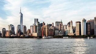 Das One World Trade Center prägt die Skyline von Manhattan - doch in der Stadt gibt es abgesehen von der Aussichtsplattform auf dem Wolkenkratzer jede Menge andere neue Sehenswürdigkeiten##Foto: NYC & Company/Julienne Schaer Das One World Trade Center prägt die Skyline von Manhattan - doch in der Stadt gibt es abgesehen von der Aussichtsplattform auf dem Wolkenkratzer jede Menge andere neue Sehenswürdigkeiten