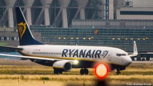 In Spanien, Portugal und Belgien haben die Gewerkschaften die Flugbegleiter bei Ryanair zum Streik aufgerufen. Die Airline hat daher 600 Flüge für kommende Woche abgesagt In Spanien, Portugal und Belgien haben die Gewerkschaften die Flugbegleiter bei Ryanair zum Streik aufgerufen. Die Airline hat daher 600 Flüge für kommende Woche abgesagt