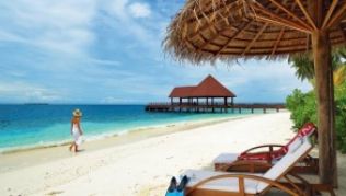 Wer rechtzeitig handelt, kann noch vor Ort den Urlaub verlängern. Wer rechtzeitig handelt, kann noch vor Ort den Urlaub verlängern.