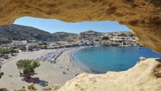 Die typischen Urlaubsziele wie Kreta sind zwar schon teilweise gebucht. Insgesamt halten sich Urlauber aber mit Griechenland-Buchungen für 2016 bisher zurück##Foto: GNTO/Y. Skoulas Die typischen Urlaubsziele wie Kreta sind zwar schon teilweise gebucht. Insgesamt halten sich Urlauber aber mit Griechenland-Buchungen für 2016 bisher zurück