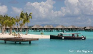 Urlaub an unberührten Sandstränden: Luxus bedeutet nicht zwingend, das alles besonders schick sein muss. Auch Einsamkeit ist manchen Reisenden viel Geld wert##Foto: Hilke Segbers Urlaub an unberührten Sandstränden: Luxus bedeutet nicht zwingend, das alles besonders schick sein muss. Auch Einsamkeit ist manchen Reisenden viel Geld wert