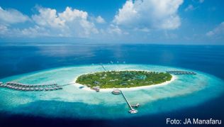»One island one resort«: Das ist und bleibt das Konzept fast aller Hotels auf den Malediven - wie hier das Resort »JA Manafaru« ##Foto: JA Manafaru »One island one resort«: Das ist und bleibt das Konzept fast aller Hotels auf den Malediven - wie hier das Resort »JA Manafaru«