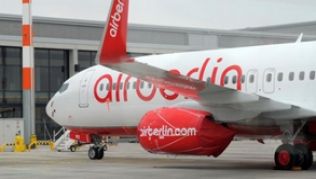 Am Boden anstatt auf dem Weg nach Scharm el Scheich: Air Berlin fliegt die Sinai-Halbinsel vorerst nicht mehr an. Auch Nilkreuzfahrten werden eingeschränkt##Foto: Bernd Settnik Am Boden anstatt auf dem Weg nach Scharm el Scheich: Air Berlin fliegt die Sinai-Halbinsel vorerst nicht mehr an. Auch Nilkreuzfahrten werden eingeschränkt