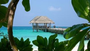 Die Malediven sind als Urlaubsparadies bekannt. Überschattet wird der schöne Schein nun von einer politischen Krise.##Foto: Aliki Nassoufis Die Malediven sind als Urlaubsparadies bekannt. Überschattet wird der schöne Schein nun von einer politischen Krise.